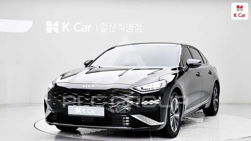 2023 KIA K8