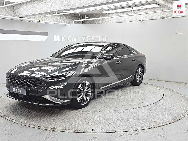 2023 KIA K8