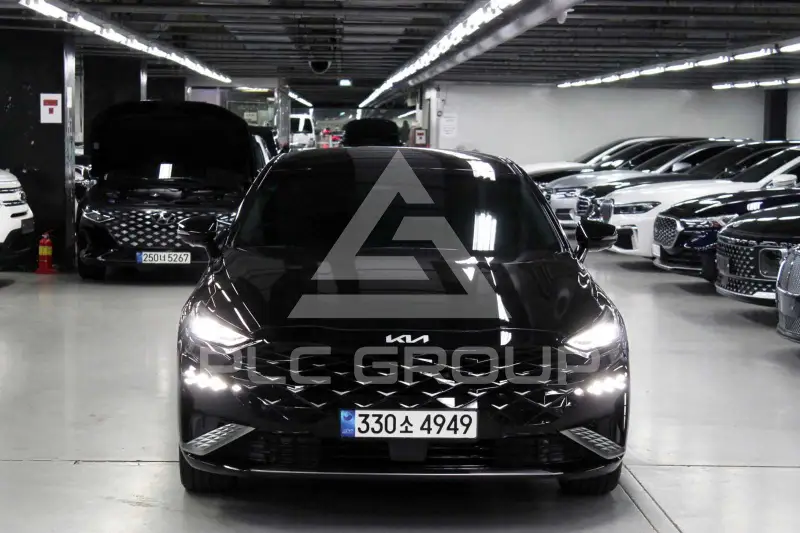 2023 KIA K8
