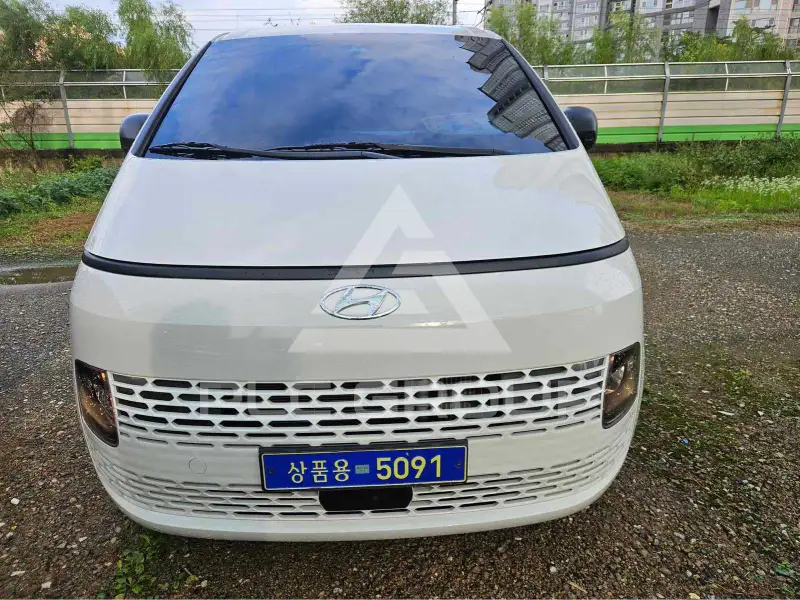 2023 Hyundai Staria