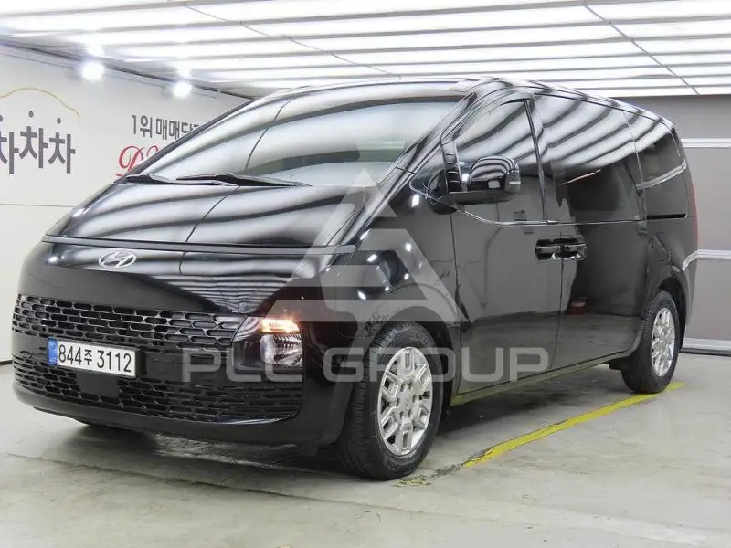 2023 Hyundai Staria