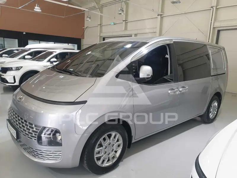 2023 Hyundai Staria