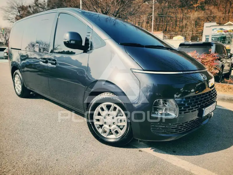 2023 Hyundai Staria