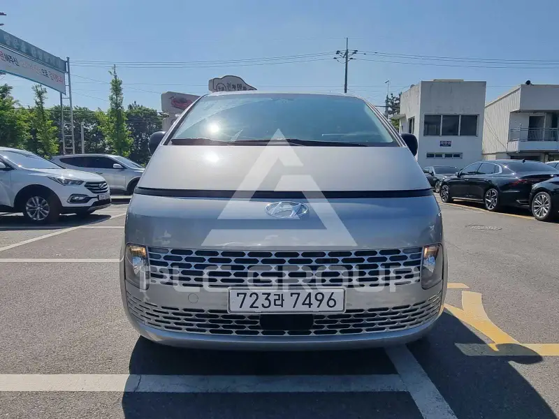 2023 Hyundai Staria
