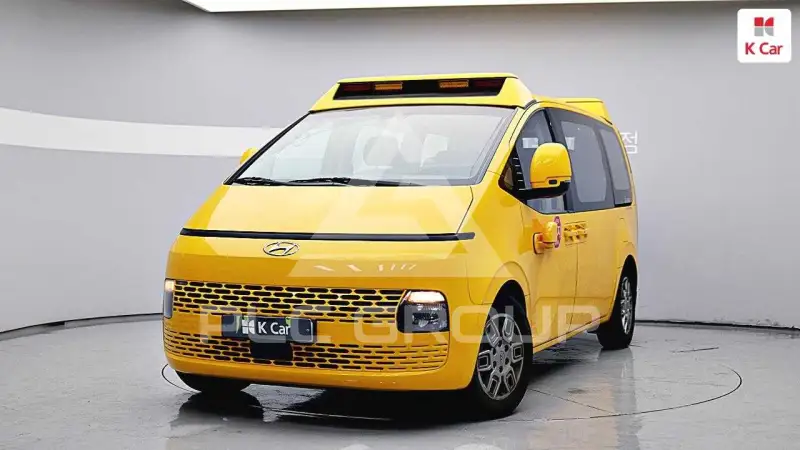 2023 Hyundai Staria