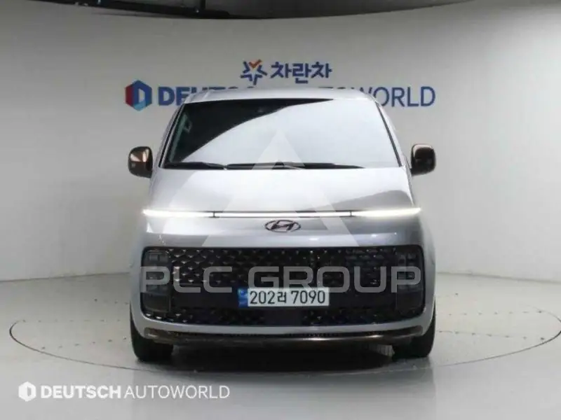 2023 Hyundai Staria