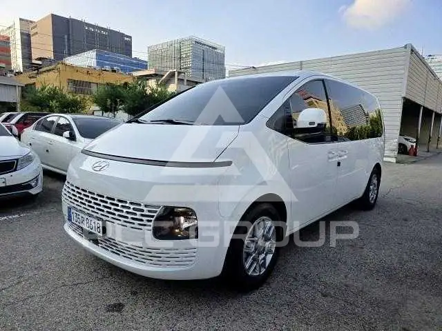 2023 Hyundai Staria