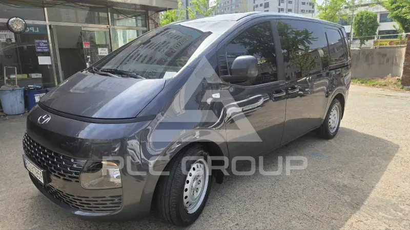 2023 Hyundai Staria