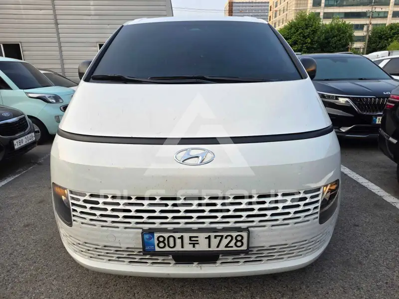 2023 Hyundai Staria