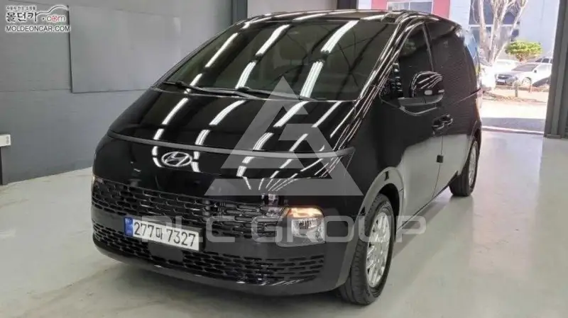 2024 Hyundai Staria