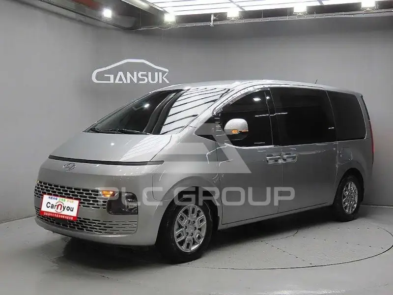 2024 Hyundai Staria