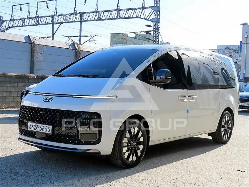 2025 Hyundai Staria