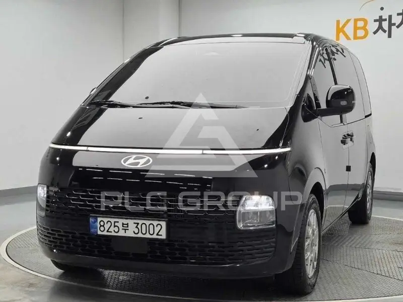 2025 Hyundai Staria
