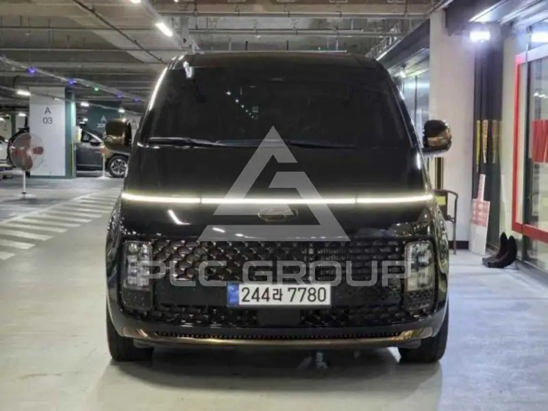 2025 Hyundai Staria
