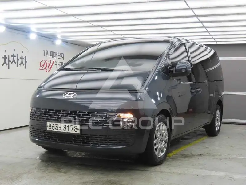 2025 Hyundai Staria