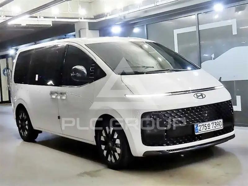 2025 Hyundai Staria
