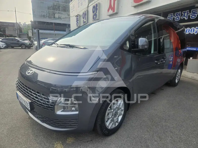 2025 Hyundai Staria