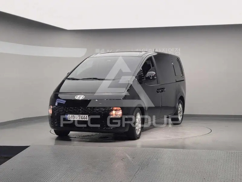 2025 Hyundai Staria