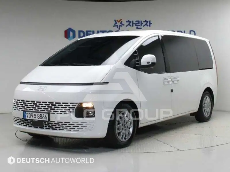 2025 Hyundai Staria