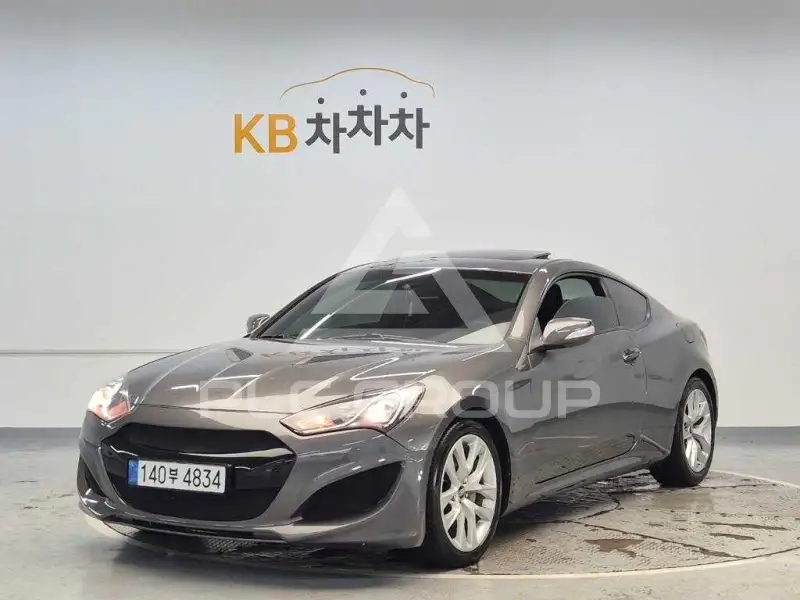 2012 Hyundai Genesis