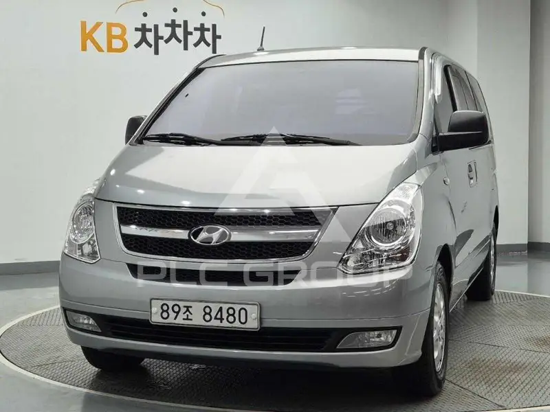 2014 Hyundai Grand Starex