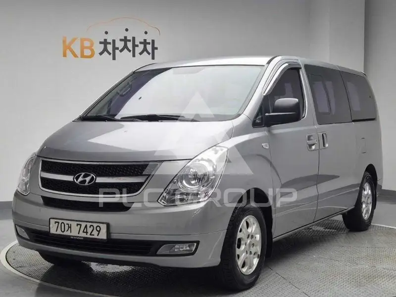 2014 Hyundai Grand Starex