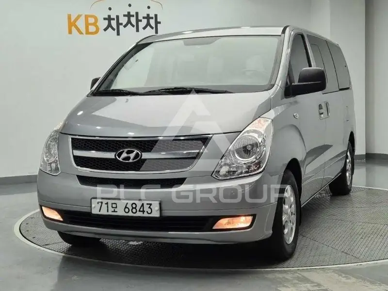 2014 Hyundai Grand Starex