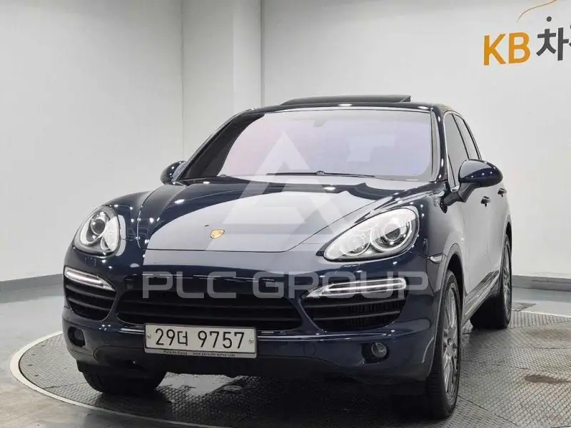 2014 Porsche CAYENNE