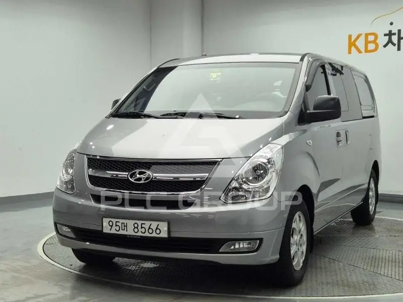 2014 Hyundai Grand Starex