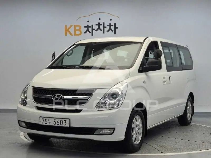 2015 Hyundai Grand Starex