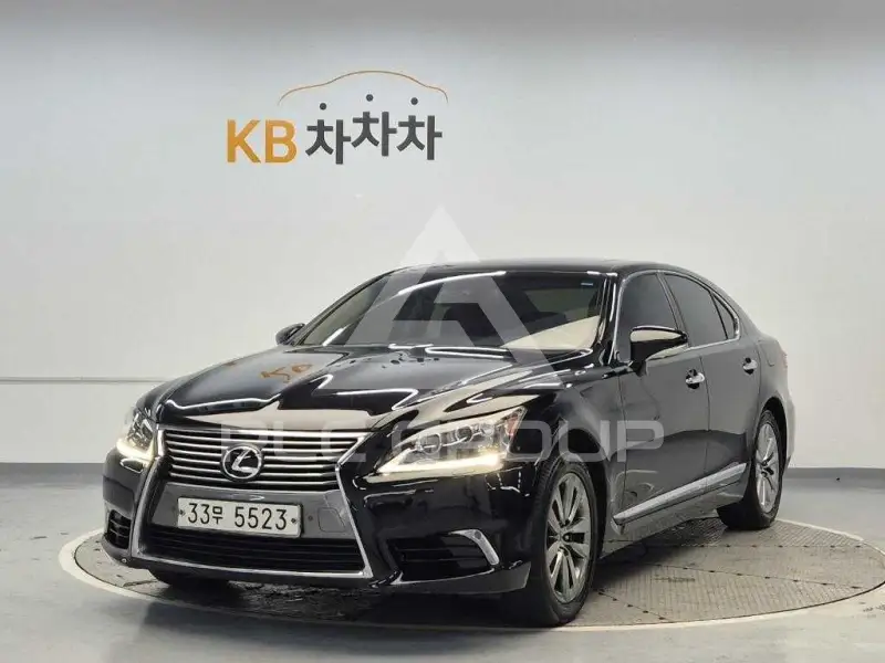 2014 Lexus LS