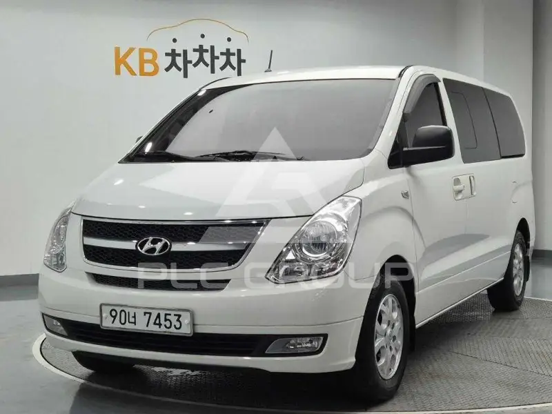 2016 Hyundai Grand Starex