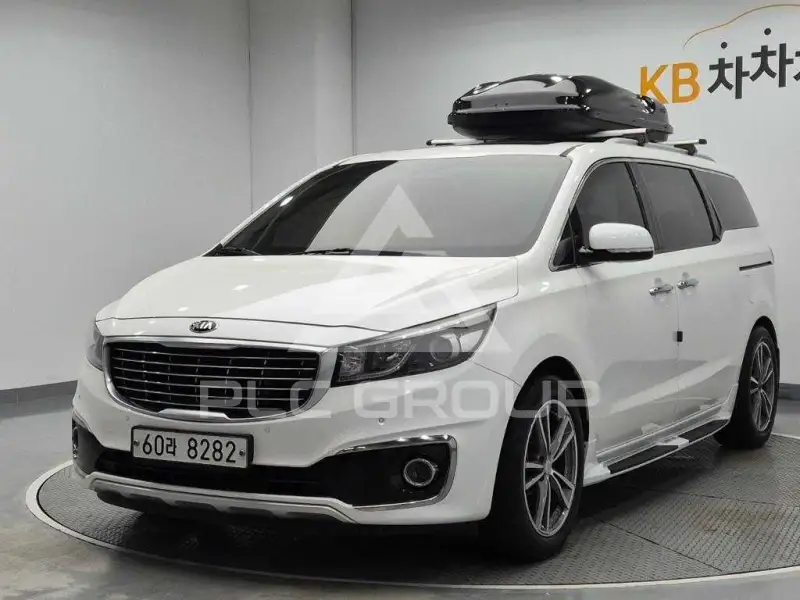 2015 KIA Carnival