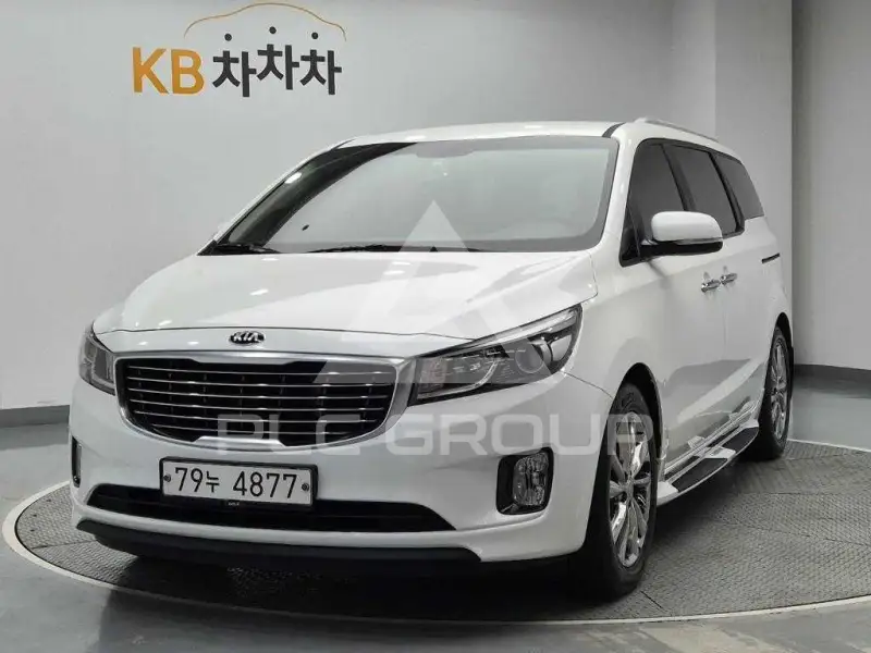 2015 KIA Carnival