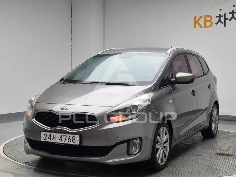 2016 KIA Carens