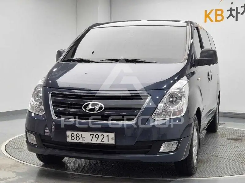 2017 Hyundai Grand Starex