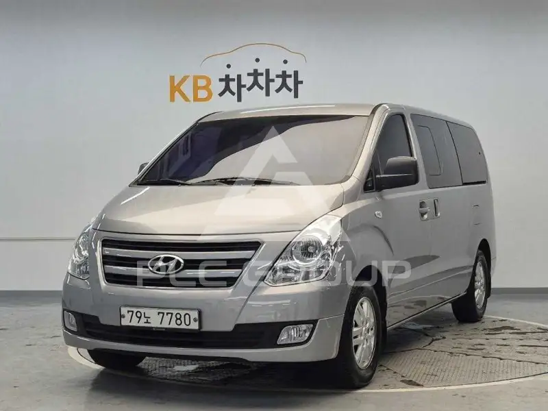 2016 Hyundai Grand Starex
