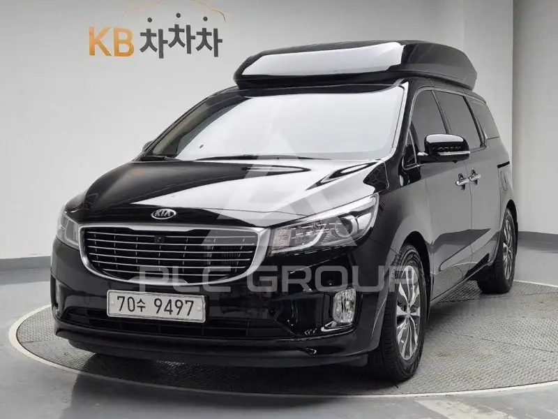 2017 KIA Carnival
