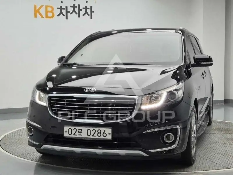 2017 KIA Carnival