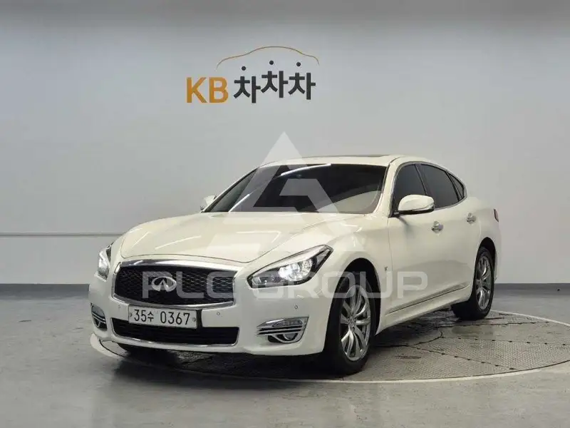 2016 Infinity Q70
