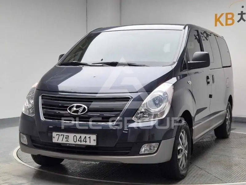 2018 Hyundai Grand Starex