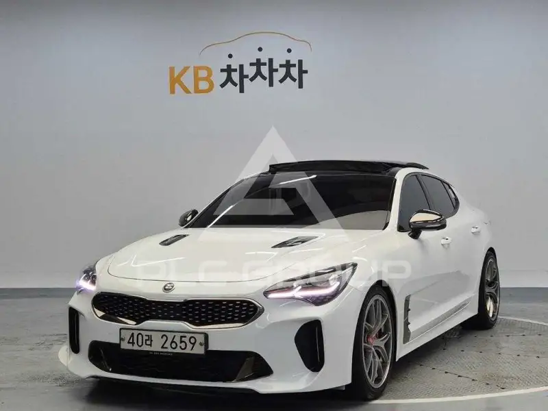 2017 KIA Stinger