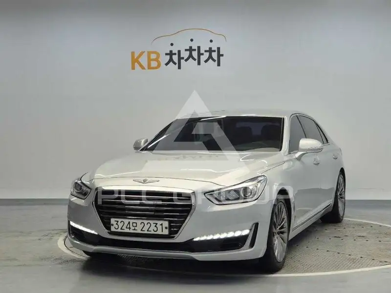 2017 Genesis G90