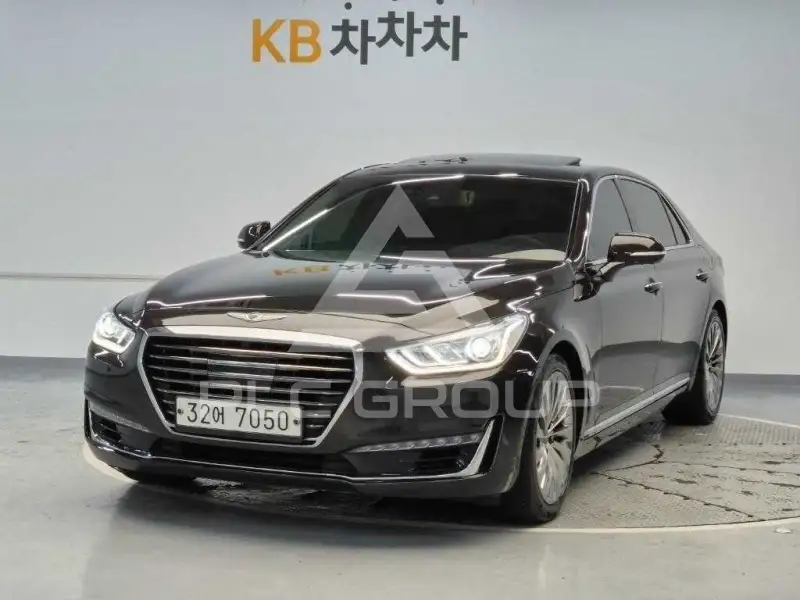 2017 Genesis G90
