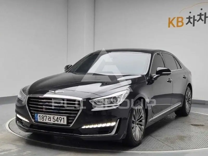 2018 Genesis G90