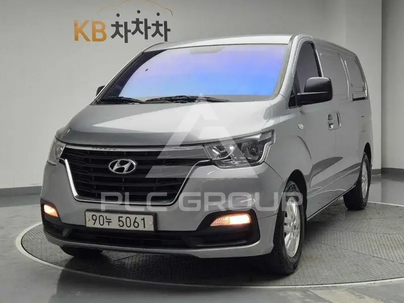 2018 Hyundai Starex
