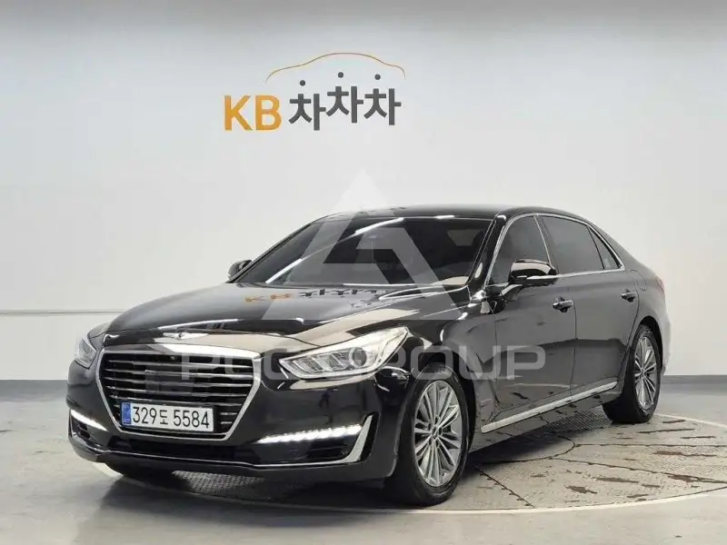 2018 Genesis G90