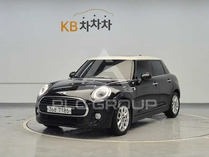 2018 Mini COOPER