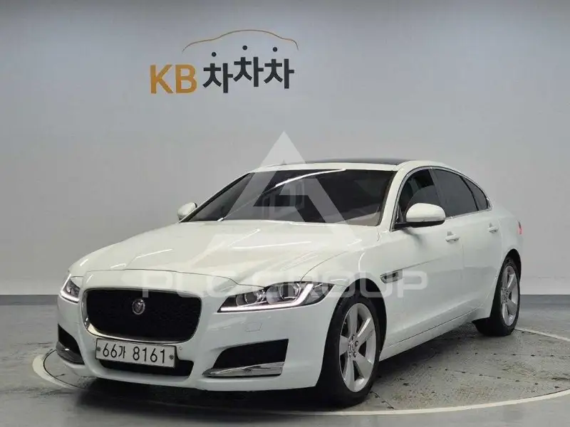 2018 Jaguar XF