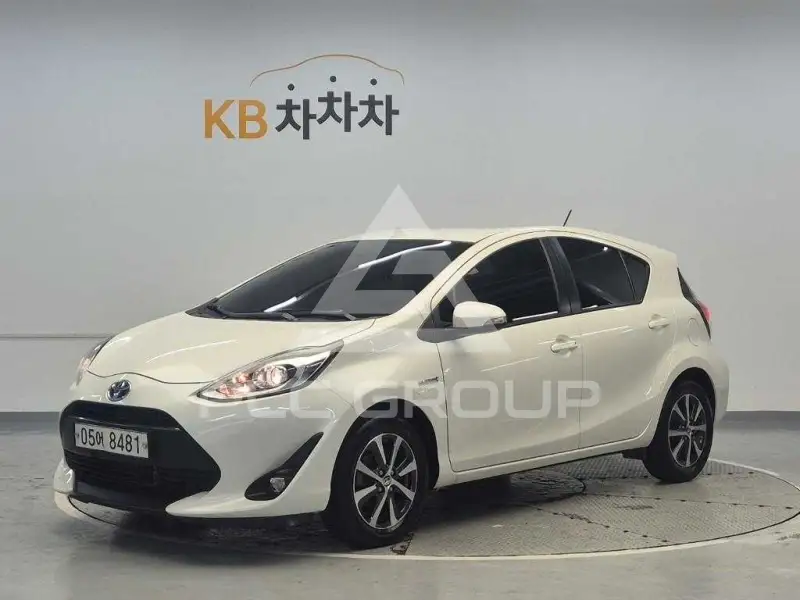2019 Toyota PRIUS